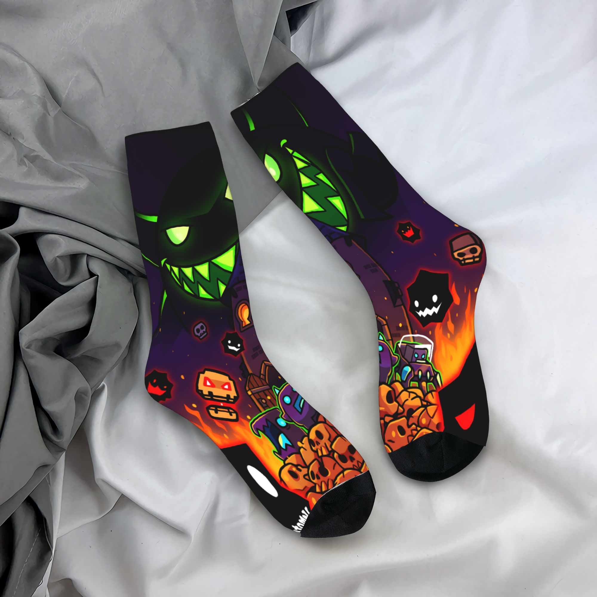 Gaming Accessories Gift Ideas - Geometry Gaming Dashed Stockings Funny Socks